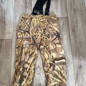 Cabela's Wetlands Tan and Brown Camouflage Kids insulated and waterproofOveralls